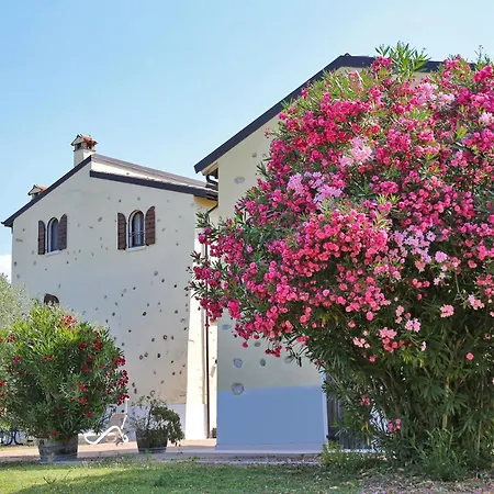 Colombara Aparthotel Bardolino